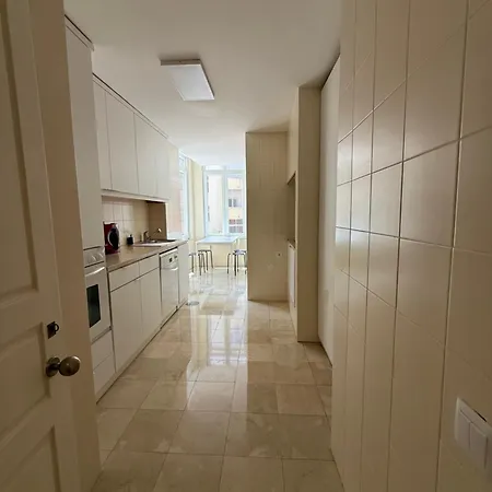 Homestay Gigi's Tv Kitchen Bathroom Center