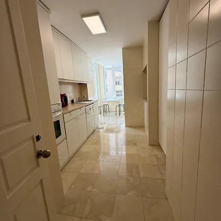 Homestay Gigi's Tv Kitchen Bathroom Center *